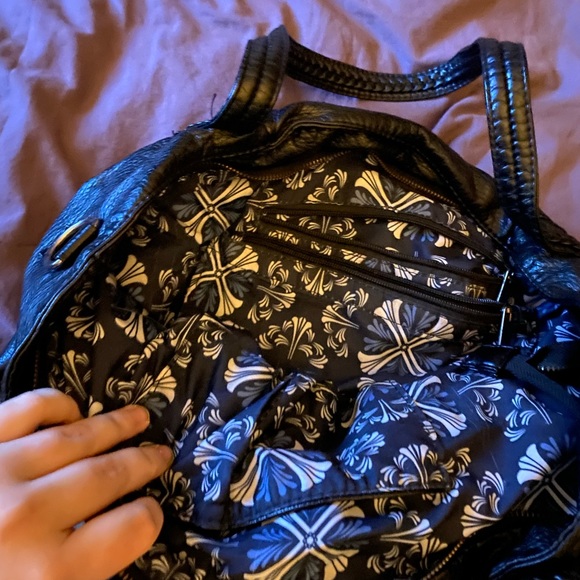 Black Shoulder Bag - Large capacity - Picture 2 of 3